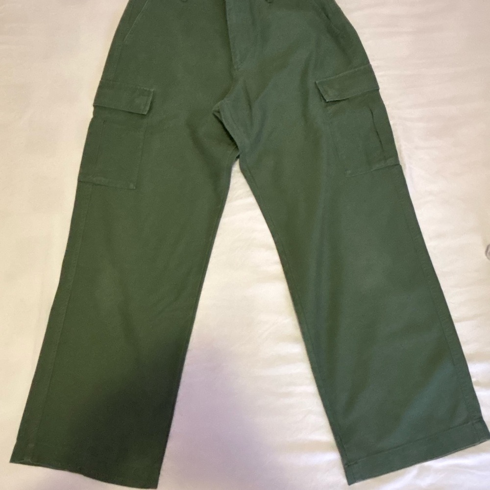 Women’s Green Cargo Pants